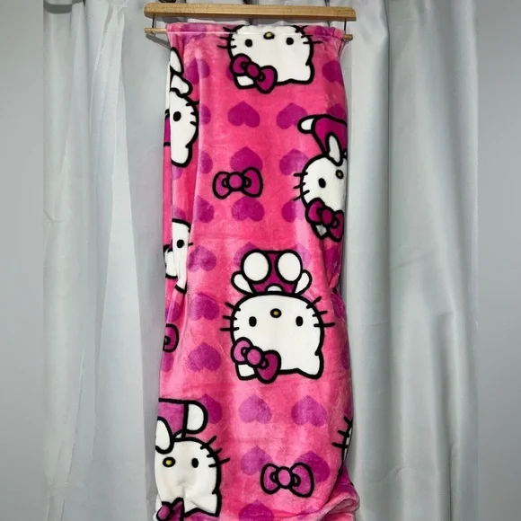 Hello Kitty Pink Valentines Day Blanket/Throw 50in X 70inch